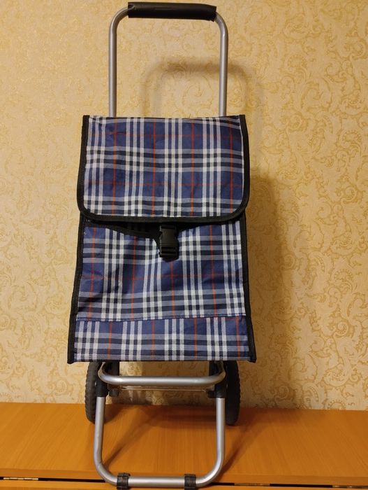 Сумка на колесах