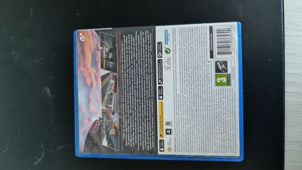 Vând Gran turismo 7 de PS5