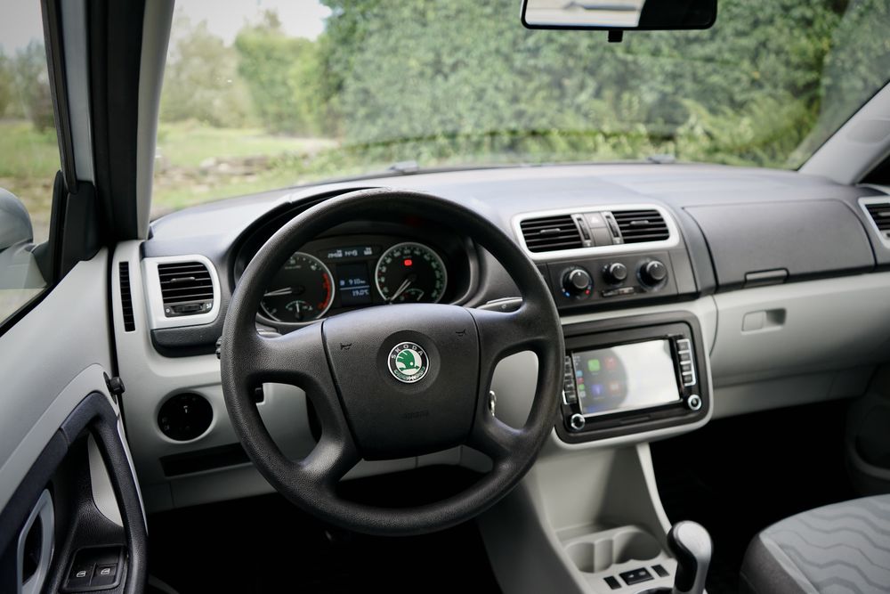 Skoda Fabia 2 5J 1.9 TDI 105cp Ambiente Navi CarPlay