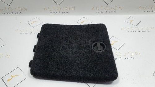 Capac ornament portbagaj stanga VOLKSWAGEN PASSAT Variant 3C5 2005 - 2011 3C9867427AT