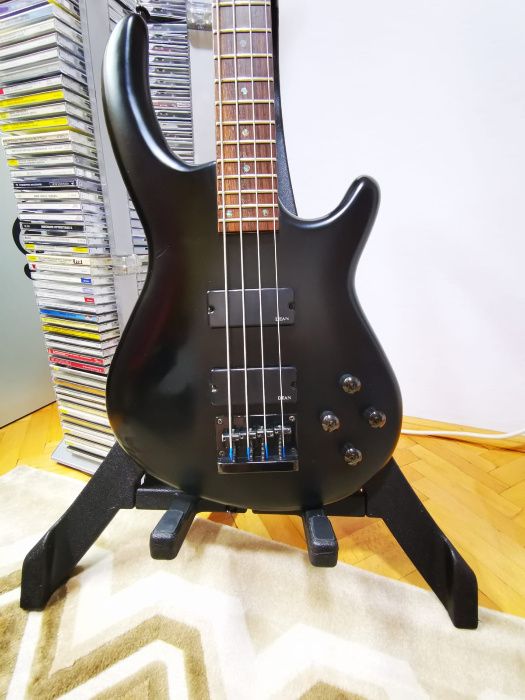 Chitara bass Dean Edge-4 Active, Brilliant, 4 String Bass Guitar