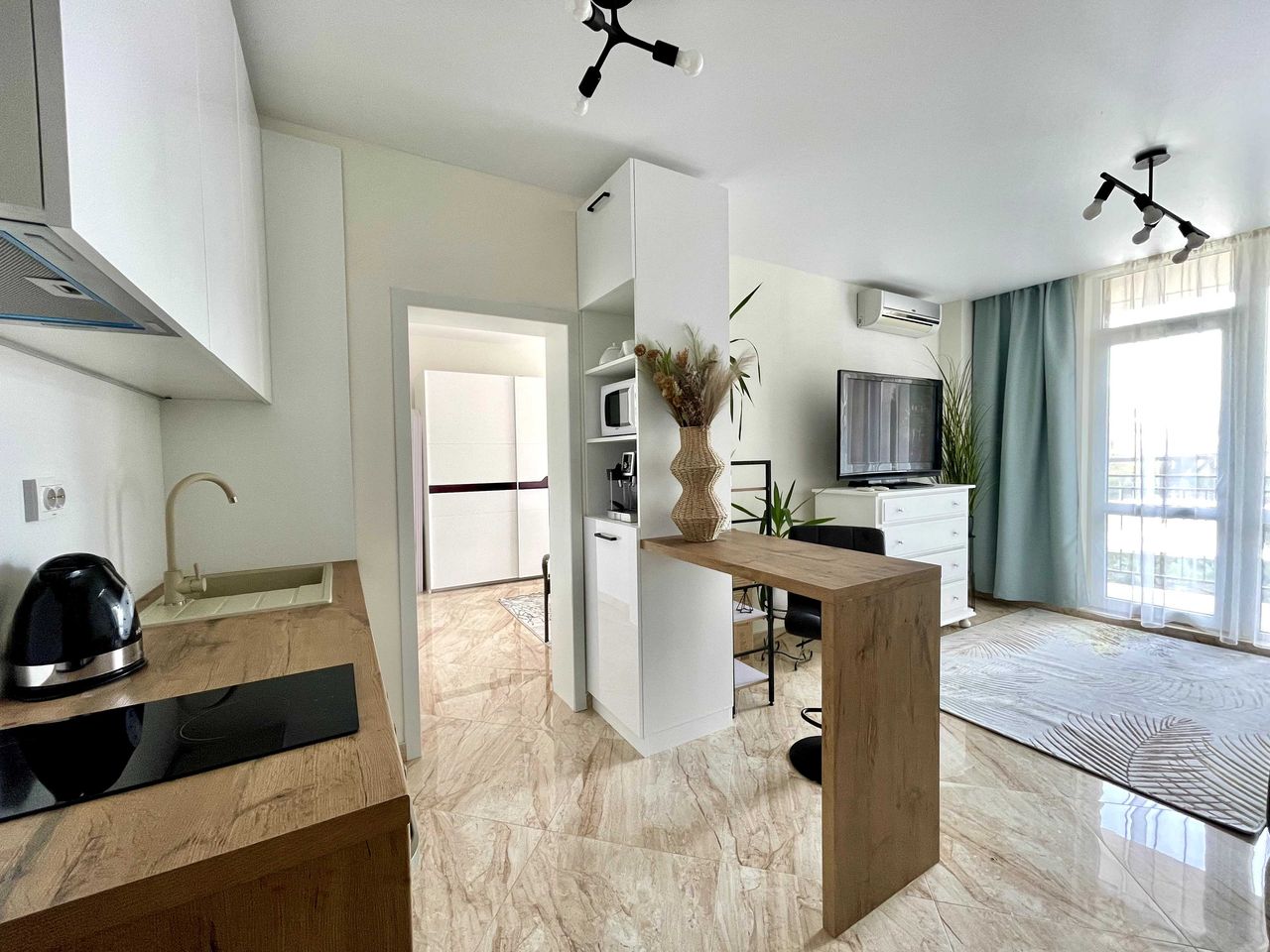 Продава се Двустаен апартамент в Свети Влас - 84 кв.м за 1250 €/кв.м - Снимка #6