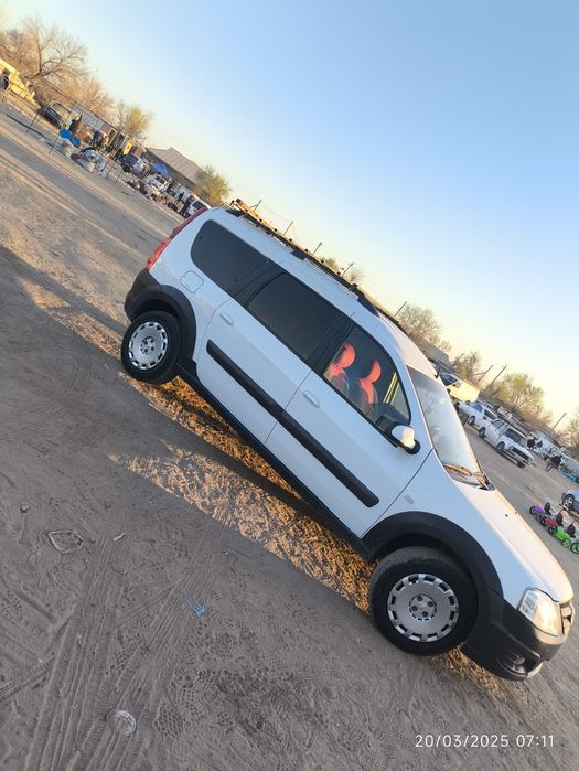 Lada largus 2019