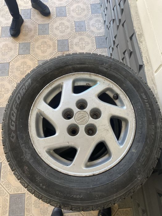 Қысқы шиналар GOFORM + Nissan дискiлерi (205/65 R15)