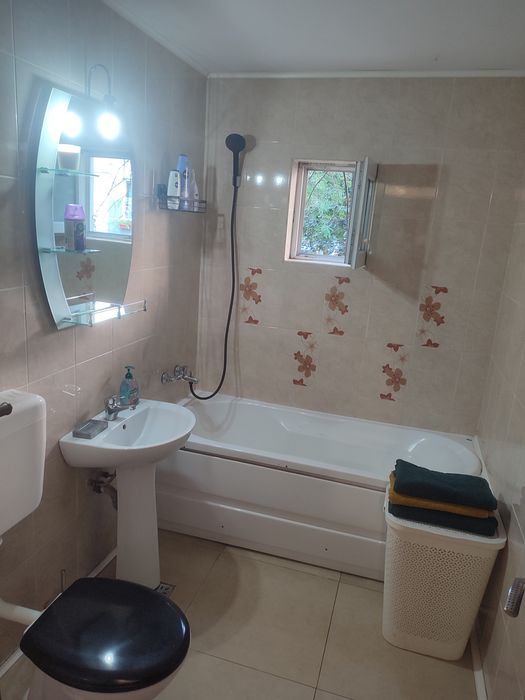 Atenție  !!! Chirie la 350 E fara plata asociatie