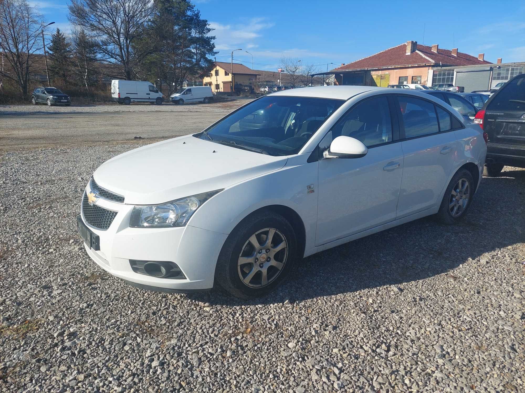 Chevrolet Cruze 2.0 TDI , Шавролет Круз на части!
Април 2010