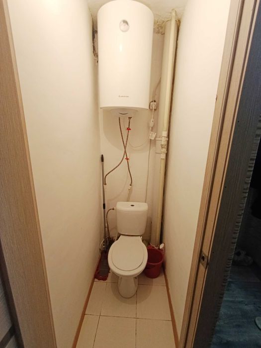 !  Продаю уютную 2-комнатную квартиру! 23 мкр.  1 этаж из 5