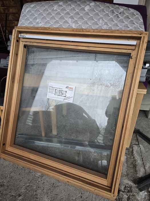 Ferestre mansardă velux