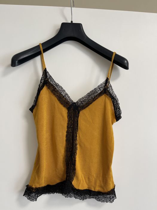 Потници, тениски и рокли Zara Karl Lagerfeld