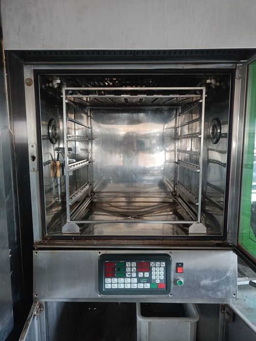 Celula de afumare fierbere