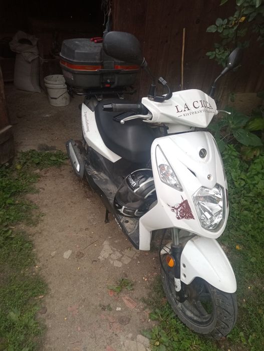 Scuter Sym 49cc in stare foarte buna