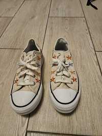 Converse all star model floral