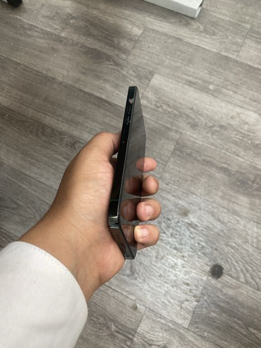 Iphone 13 pro max green