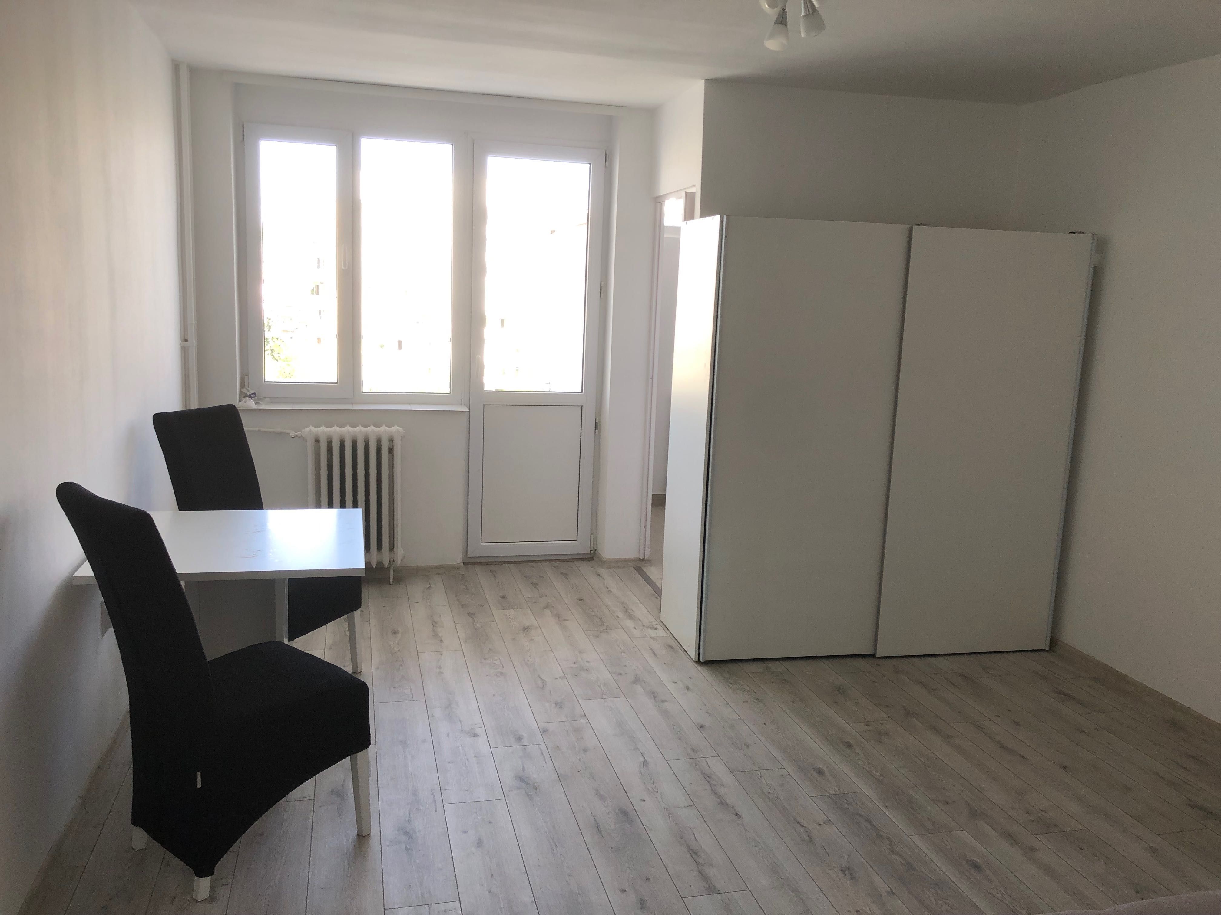 Închiriez apartament cu o camera la CLUJ