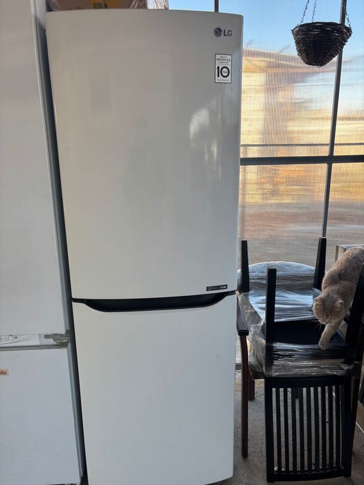 Холодильник в хорошем состоянии