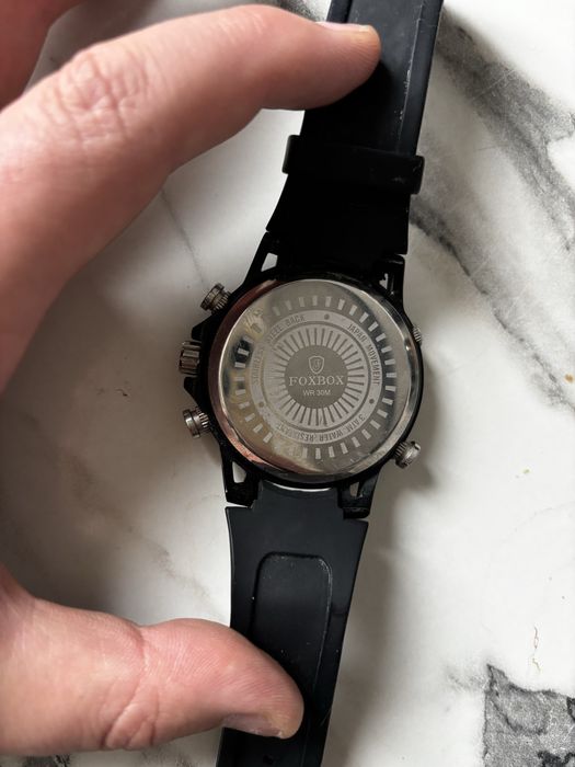 Продавам мъжки часовник FOXBOX – аналогов + дигитален