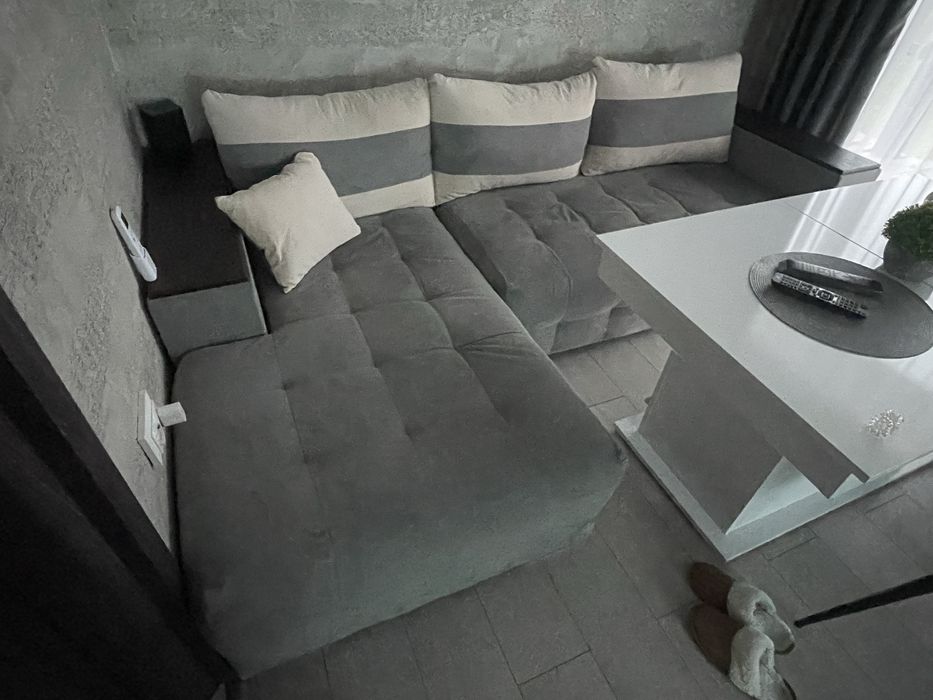 Продавам Ъглов Диван