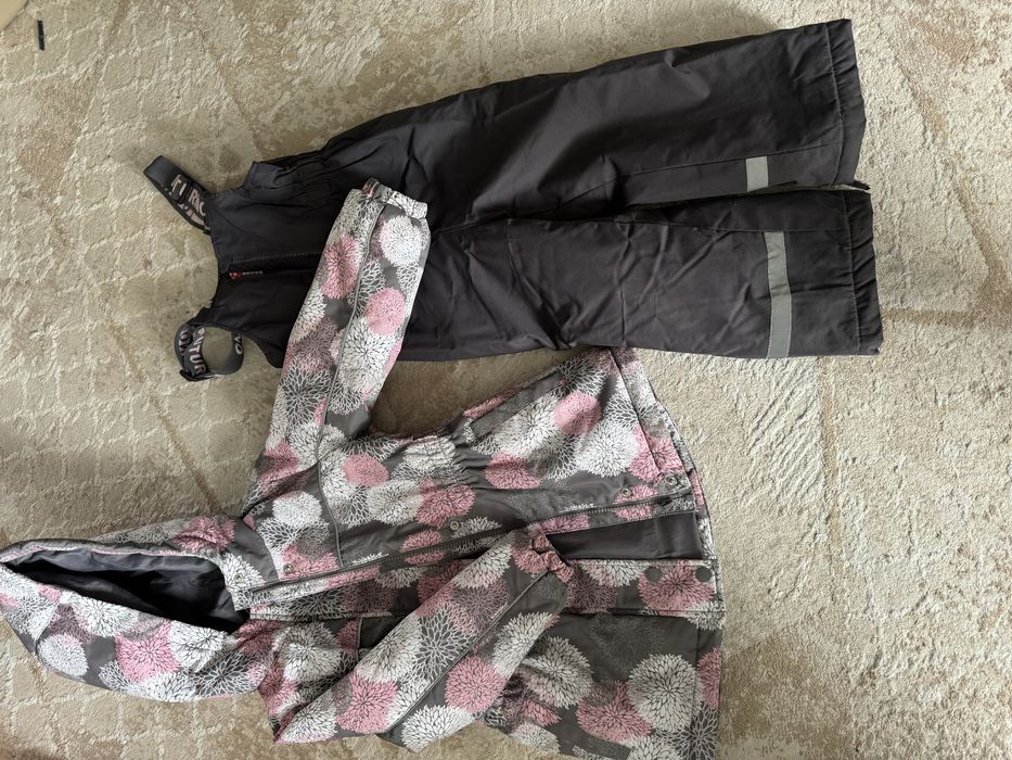 Продам зимний комбинезон в отличном качестве