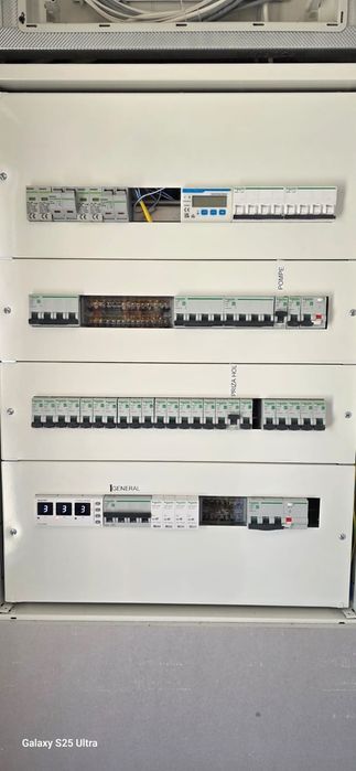 Electrician autorizat