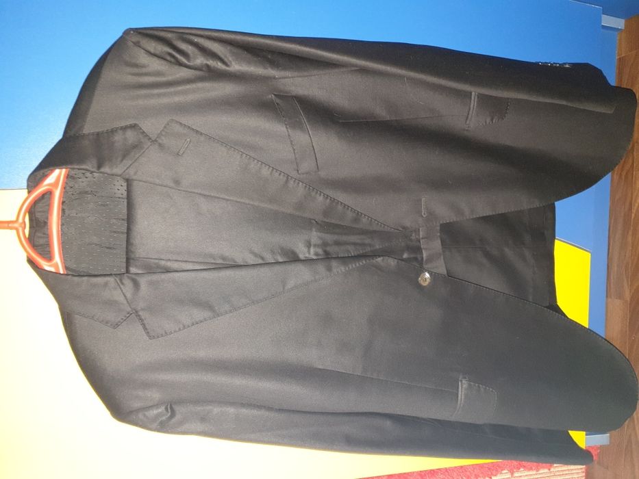 Costum barbat culoare neagra Jean de Sey Paris , mar. 56
