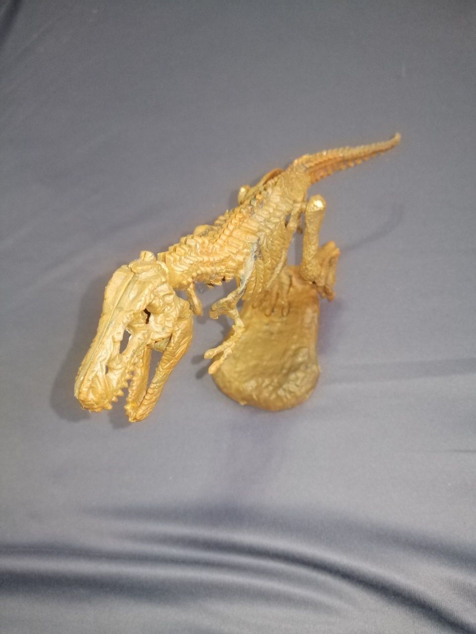Figurina schelet dinozaur T-rex