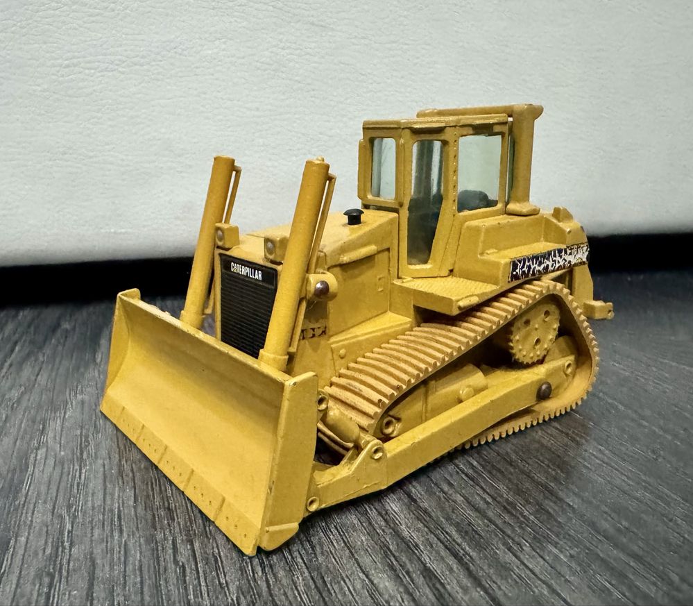 Продавам макети на багери и камиони 1/50 JOAL NZG CONRAD NORSCOT ERTL