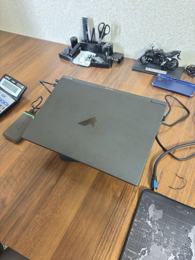 HP Victus R7 sotiladi