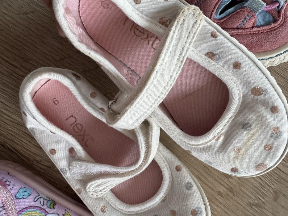 3 чифта детски пантофи, размер 22