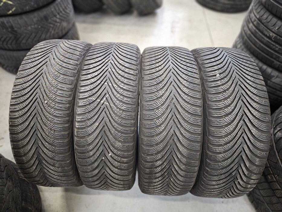 4 Anvelope IARNA 205.50.17 'Michelin' ; stare foarte buna