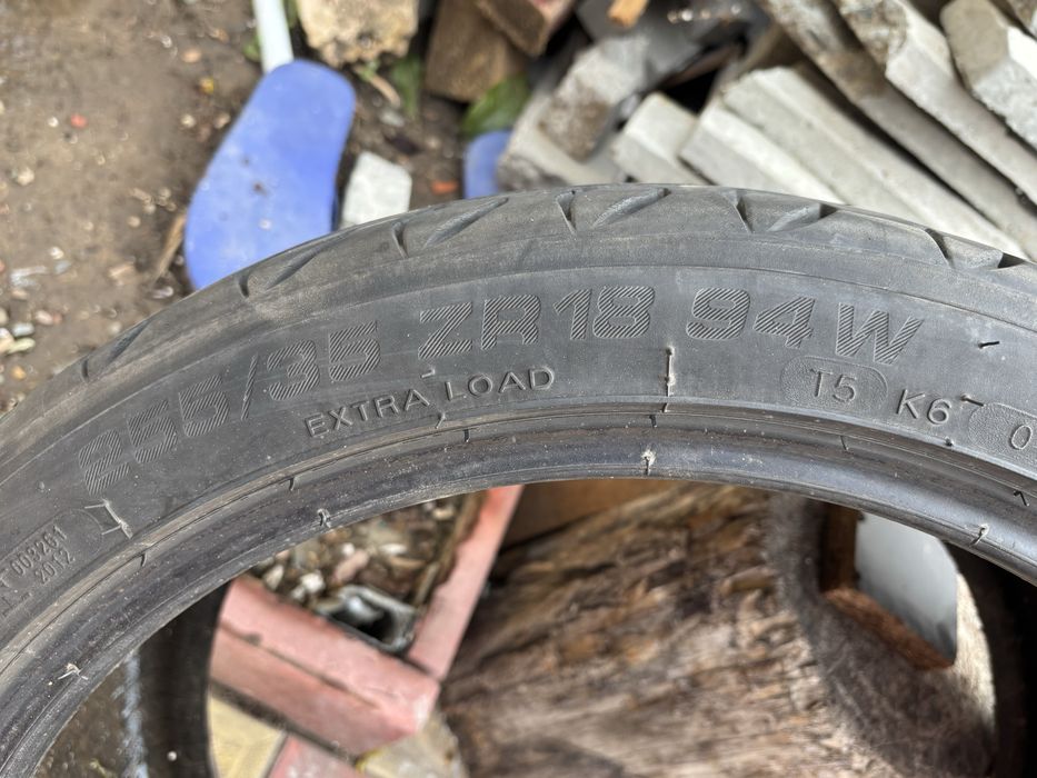 255/35/18 225/40/18