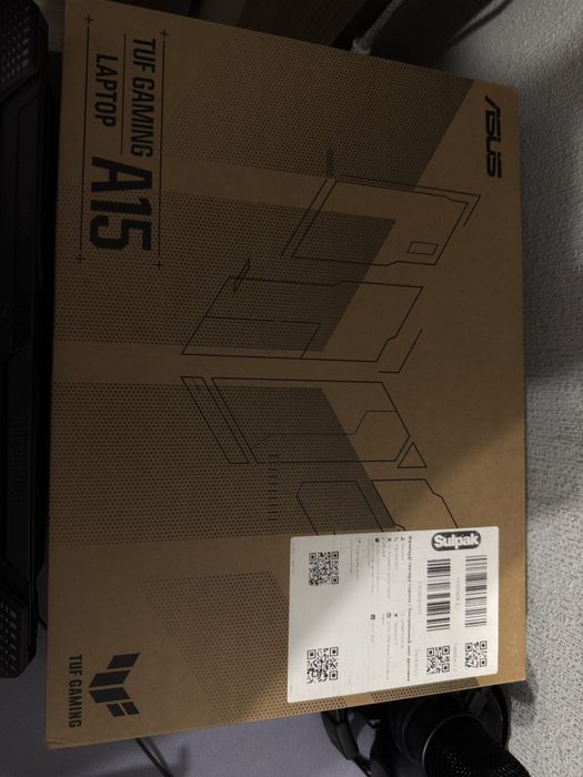 Продам ноутбук игровой