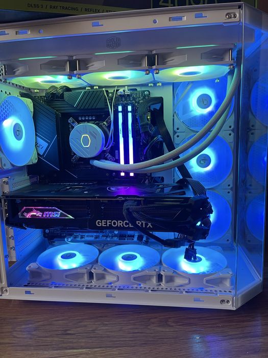 Геймърски компютър/ I9 13900K/Водно/32GB/RTX 5080/2TB SSD