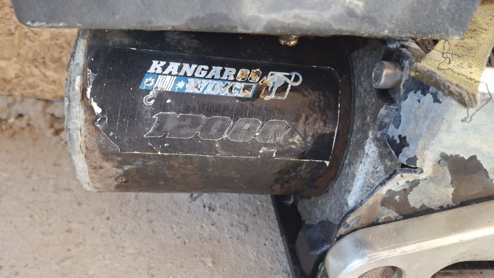 Capestan  troliu 12000btu