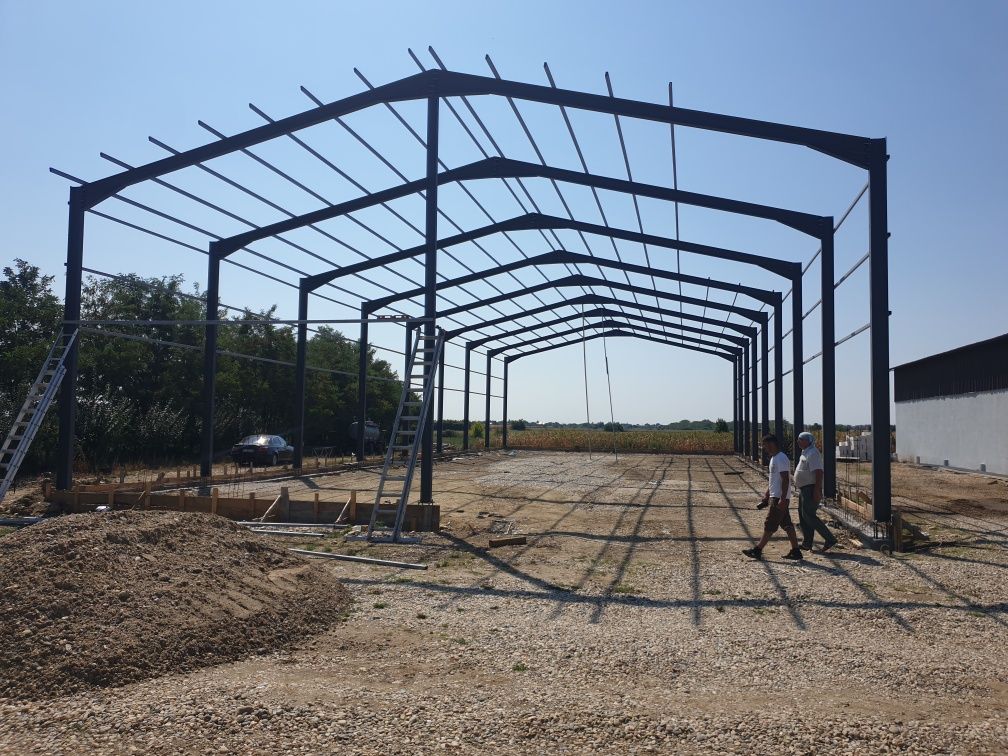 Vând structura metalica 10X20X5h confecții , hale complete