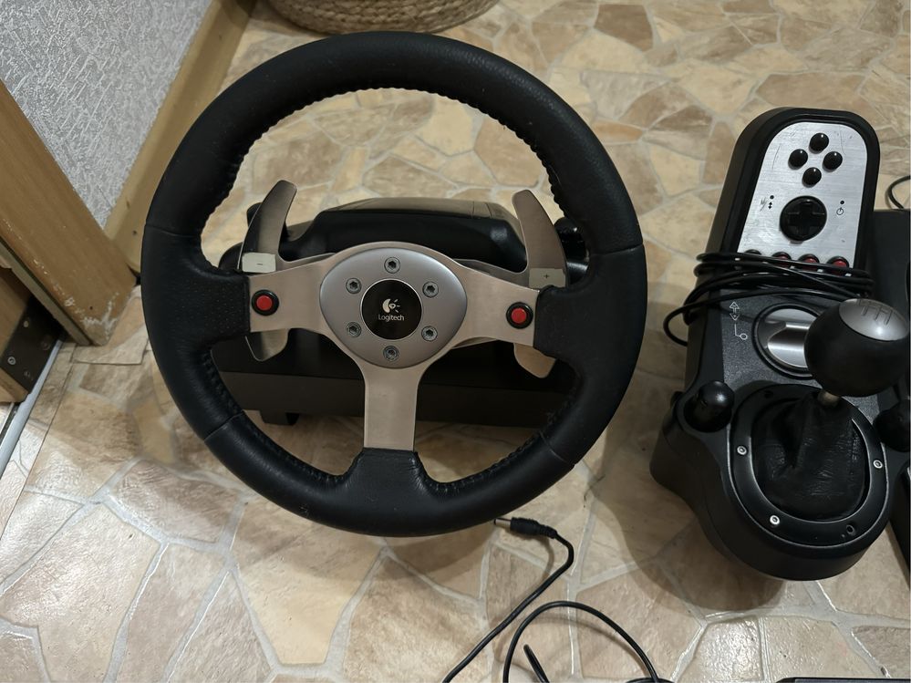 Продам Logitech G25