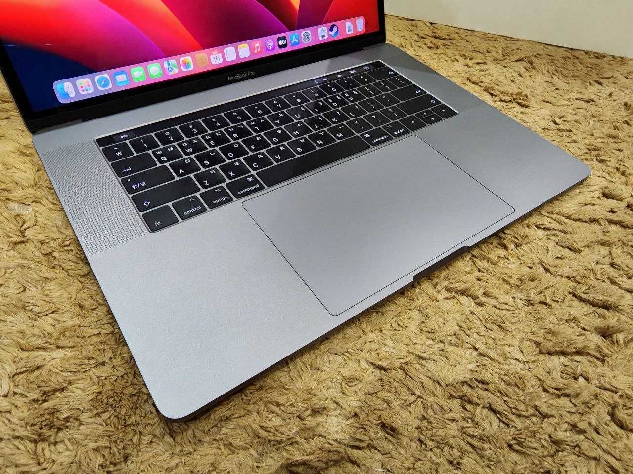 Продаётся Macbook Pro 15 June 2017