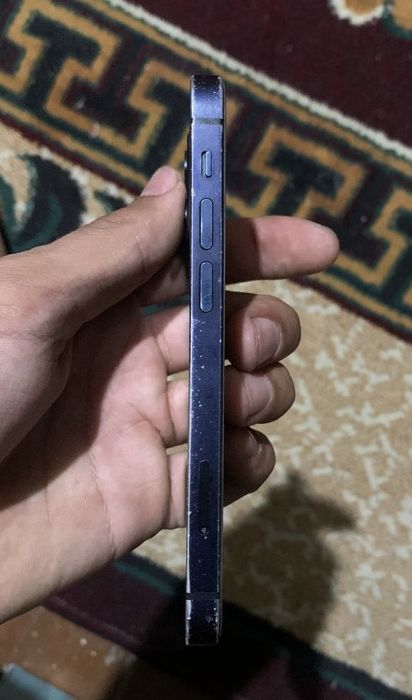 Iphone 12 mini srocna sotiladi