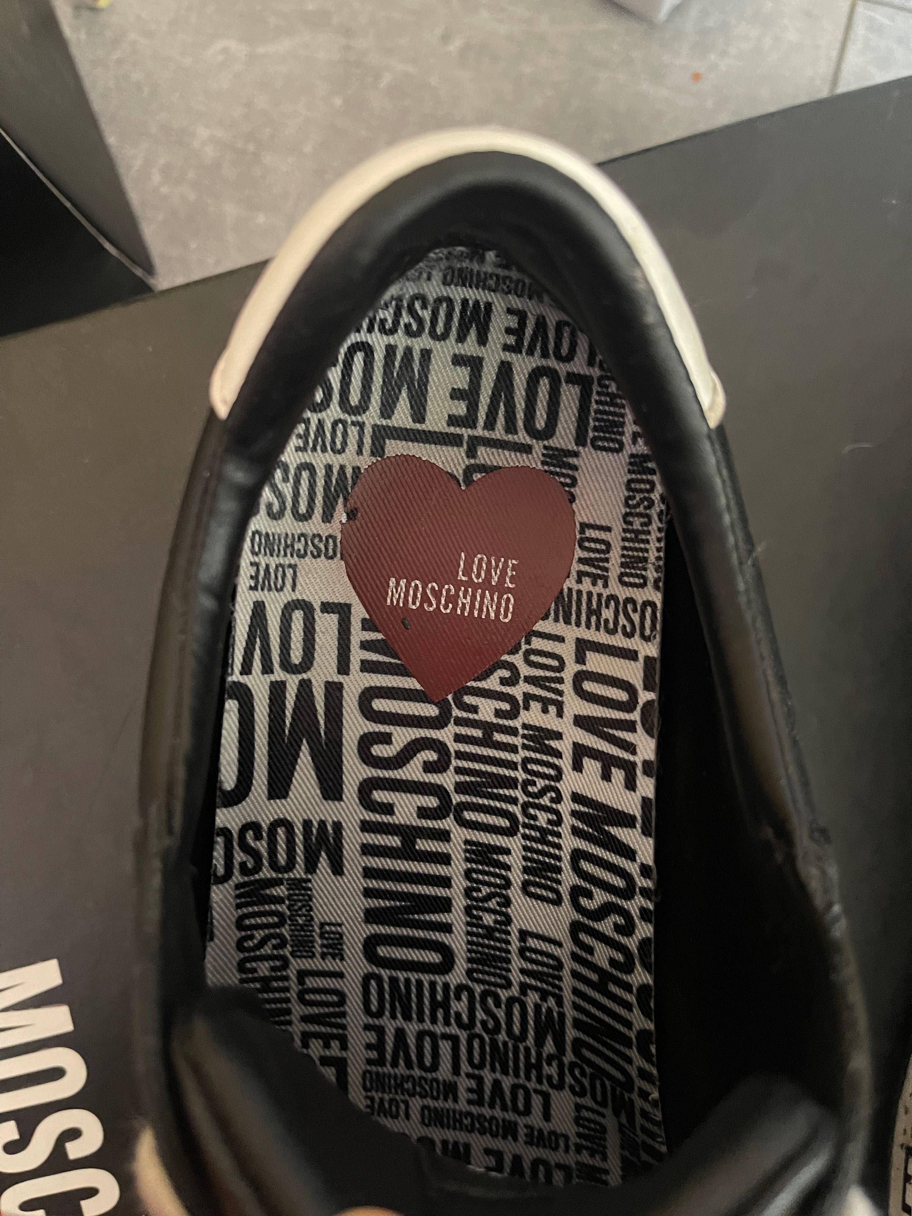 Дамски обувки Love Moschino 38