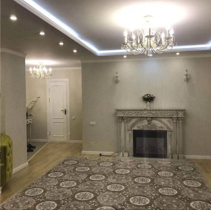 Квартира на Ц1-Дольче Вита 3/3/4 общ пл 80м  с обстановкой