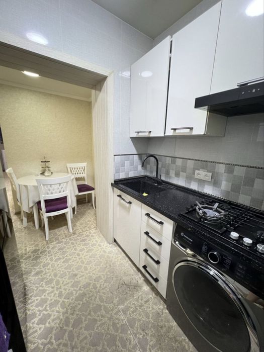 4/2/4 77-СЕРИЯ Буз-2 Эко базар 90м²