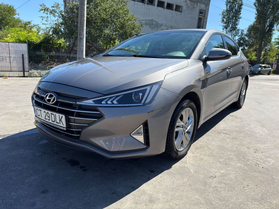 Hyundai Elantra 2019  1.6i