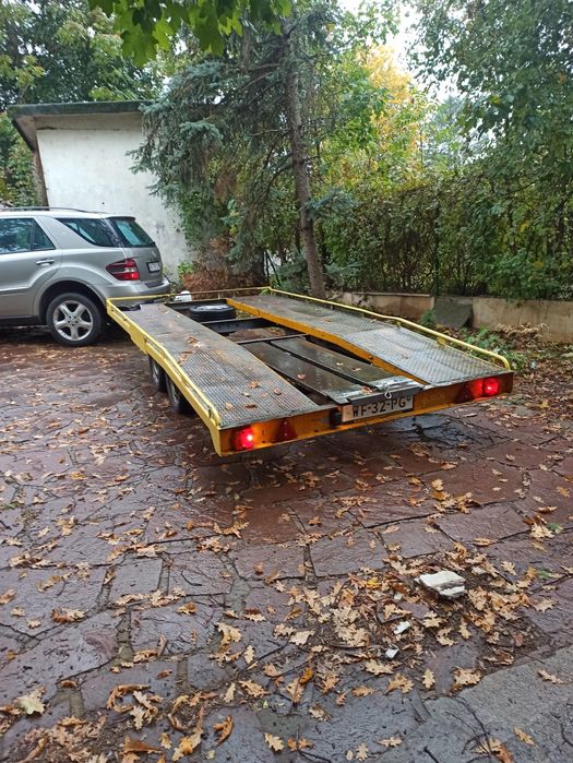 Ремарке  за  превоз на автомобили