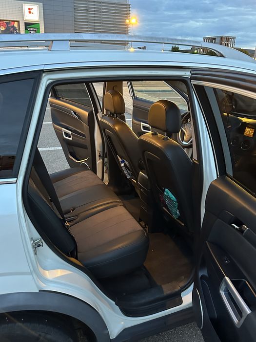 Vand sau Schimb cu 4x4 Opel Antara 2010 2.0D. 4x2