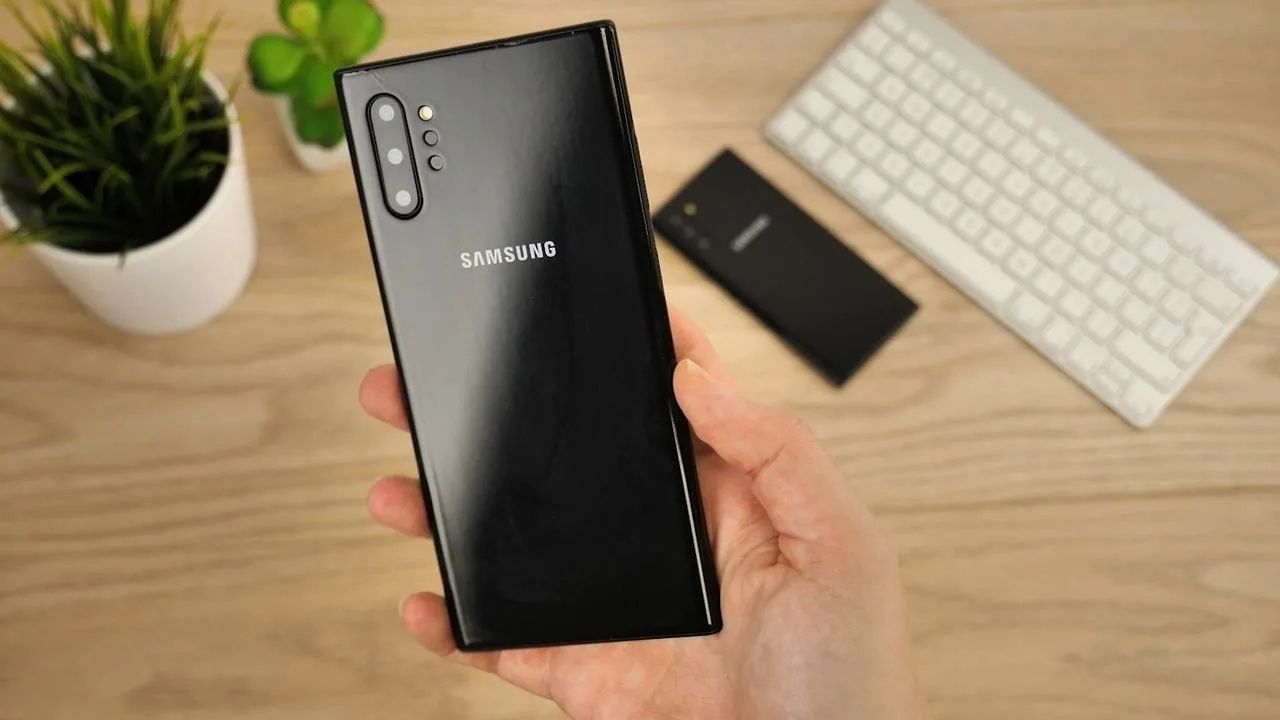 Samsung galaxy note 10 plus 5g idial holda