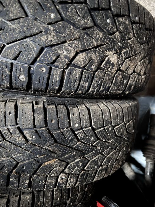 Шины с дисками.