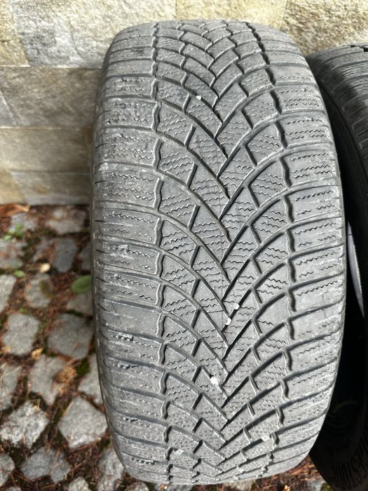 Гуми 215/55/17 зимни Bridgestone Blizzak LM005 XL DOT2221