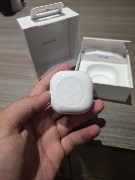 Samsung Galaxy Buds FE