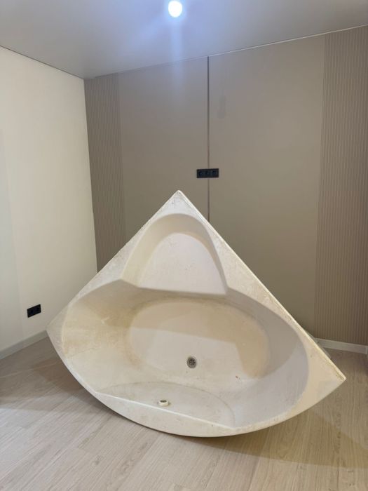 Продам ванну в отличном состоянии