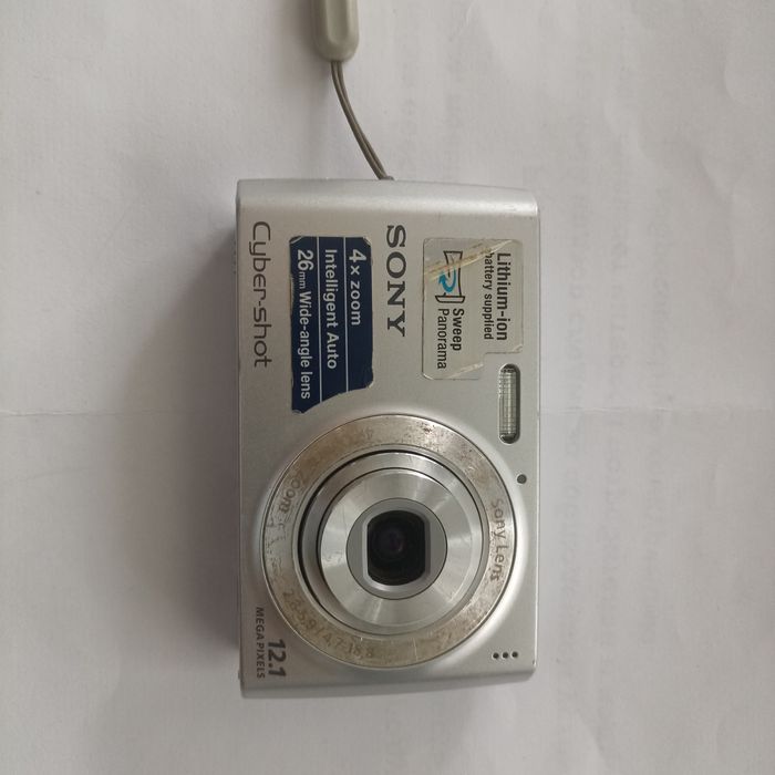 Продам фотоапорат SONY