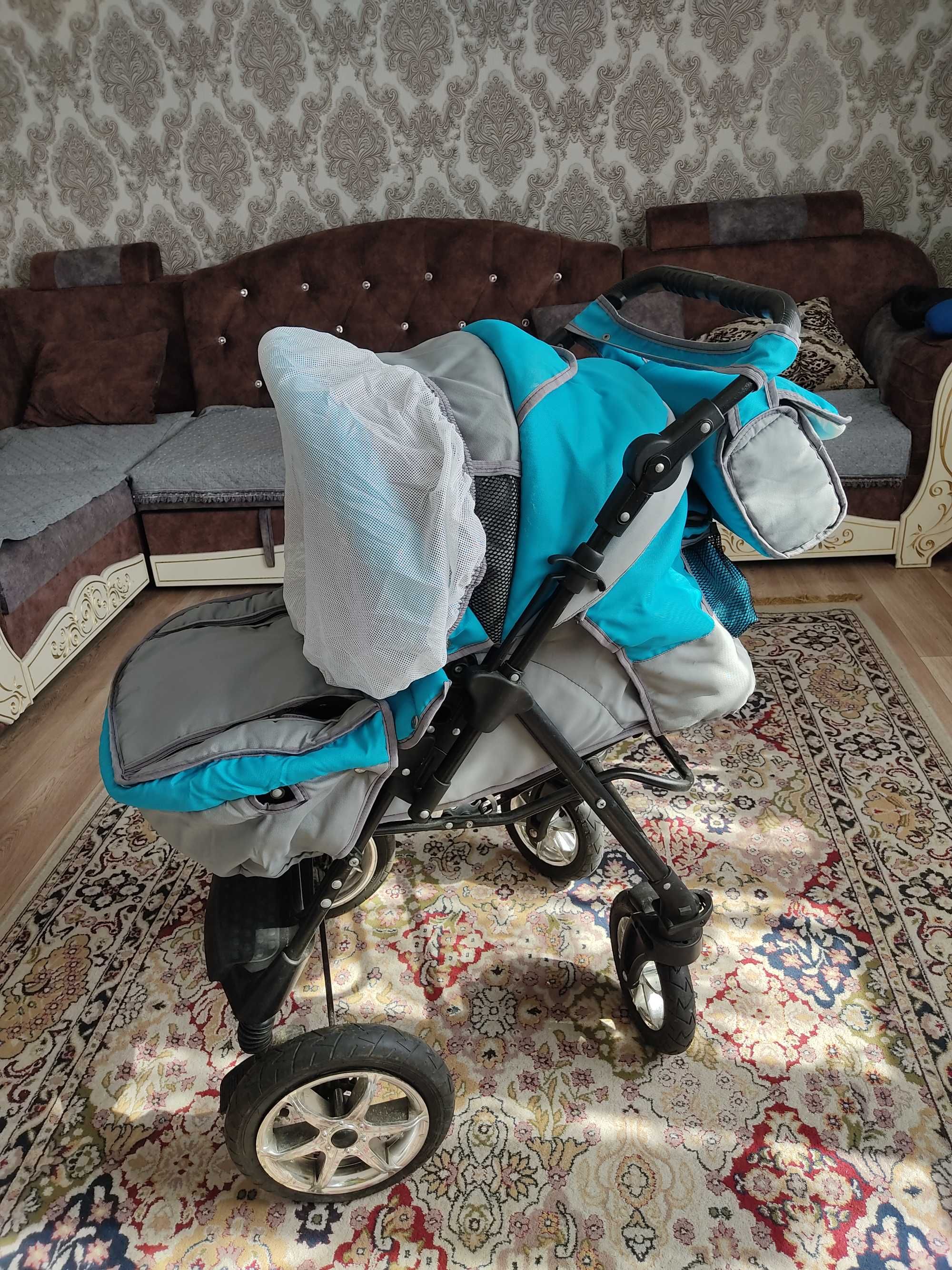 Продам трансформер коляска